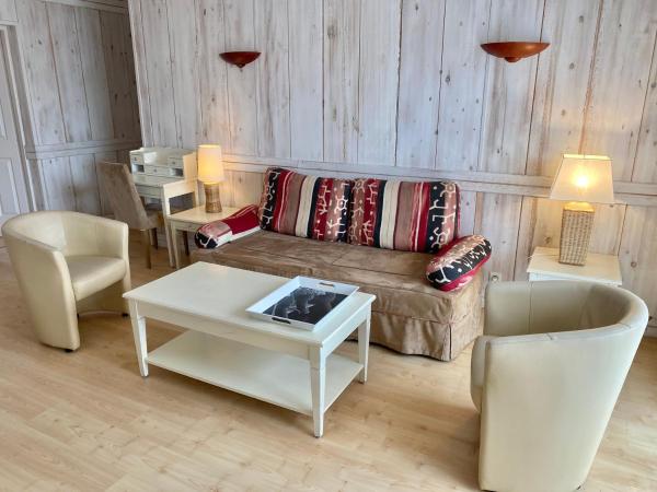 Tilleul Plaza Résidence : photo 1 de la chambre appartement supérieur 1 chambre