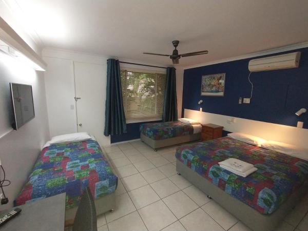 Aspley Sunset Motel : photo 7 de la chambre chambre quadruple