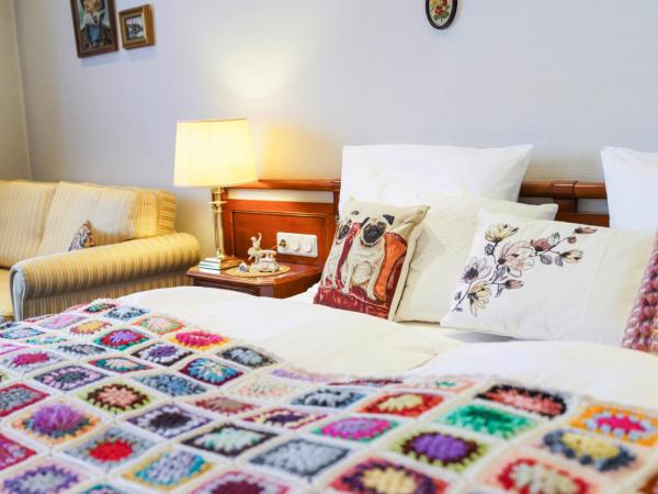 Tante ALMA's Kölner Hotel : photo 5 de la chambre chambre double deluxe