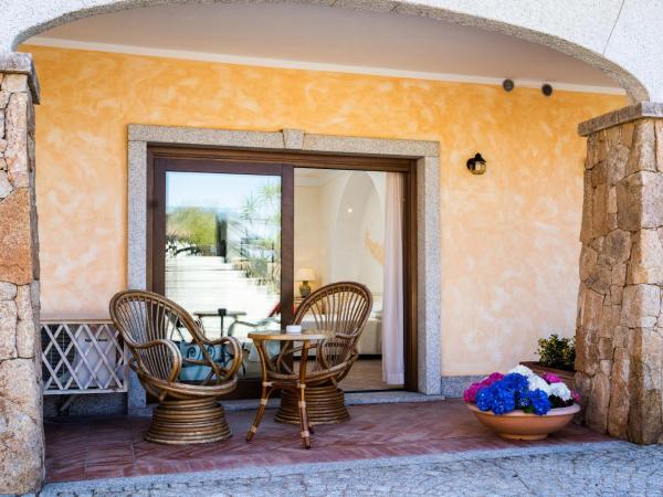 Hotel Pozzo Sacro : photo 6 de la chambre chambre double ou lits jumeaux standard avec balcon