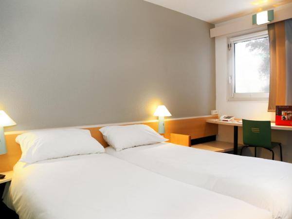 ibis Orange Centre : photo 1 de la chambre chambre standard 2 lits simples