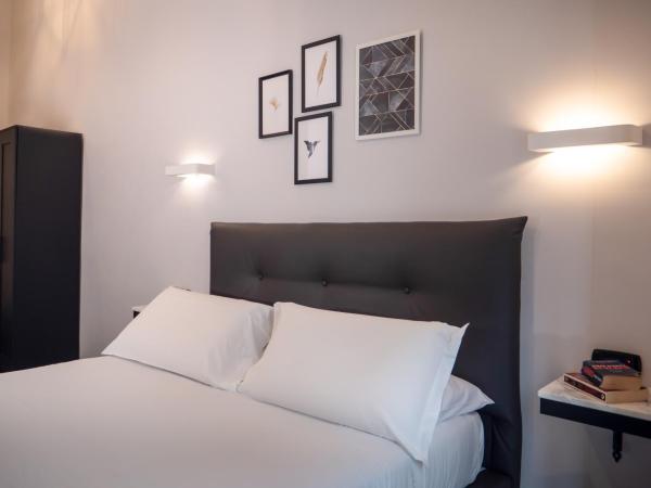 Comfort Zone Naples : photo 5 de la chambre chambre double confort avec balcon