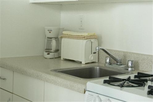 Summerland Suites : photo 2 de la chambre suite 1 chambre lit king-size