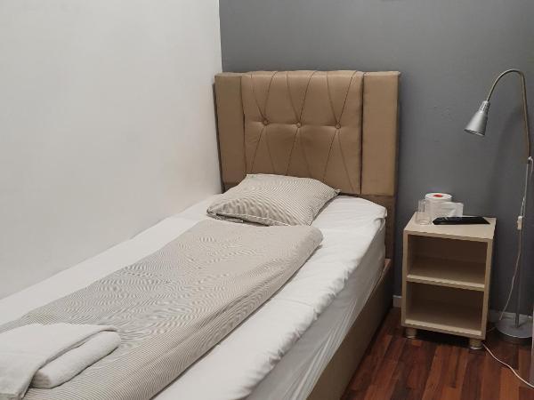 Mosebacke Hostel : photo 5 de la chambre chambre simple avec salle de bains commune (sans fenêtre)