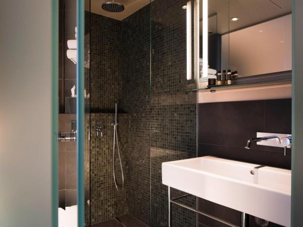 Best Western Quartier Latin Pantheon : photo 2 de la chambre chambre lits jumeaux supérieure