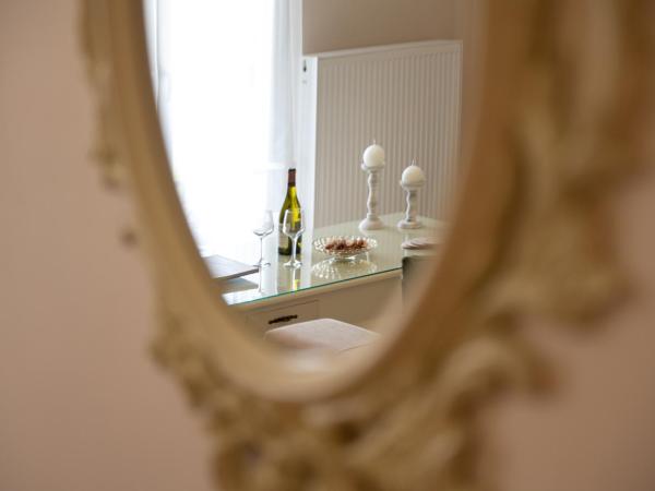 Nostalgia Corfu Town Apartments : photo 10 de la chambre appartement 2 chambres