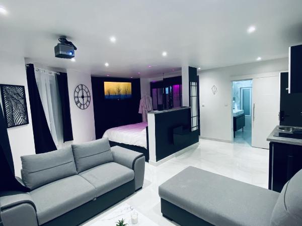 Lh Rooms Location : photo 4 de la chambre deluxe apartment (with jacuzzi)