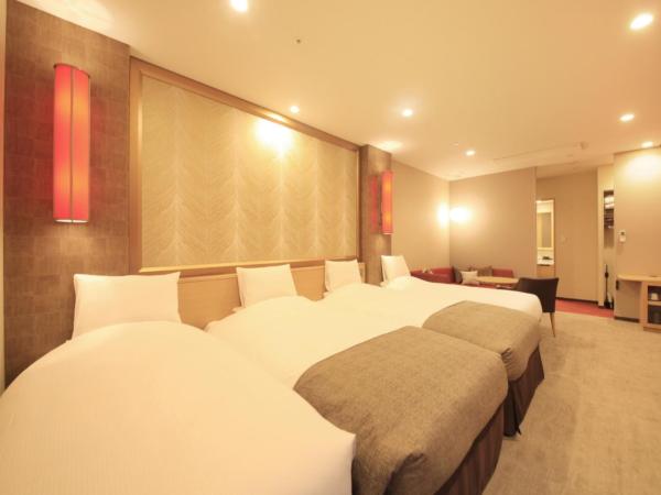 Richmond Hotel Tokyo Mejiro : photo 1 de la chambre grace twin (4adults,4beds) with no window - semi basement - non-smoking
