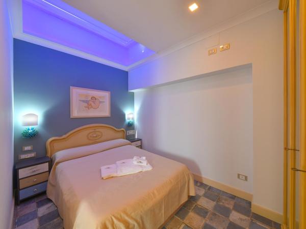 Belgodere di Mezzavia Apartments : photo 5 de la chambre appartement avec balcon