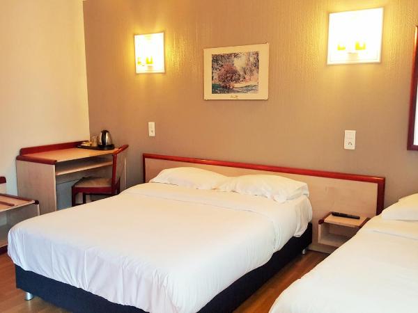 Modern'Hotel : photo 4 de la chambre chambre triple