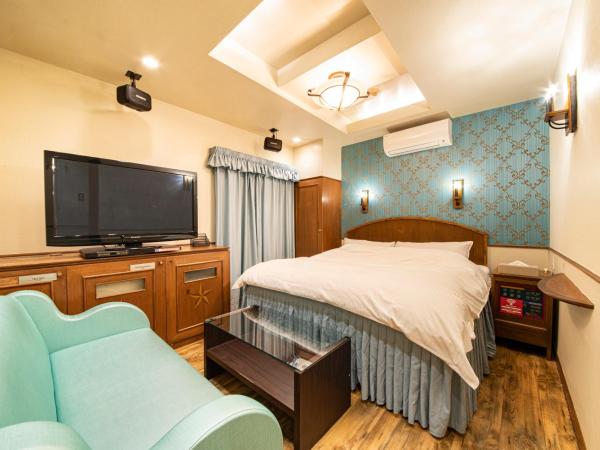 Hotel Nihonbashi Little Chapel Christmas (Adult Only) : photo 9 de la chambre chambre double deluxe avec baignoire