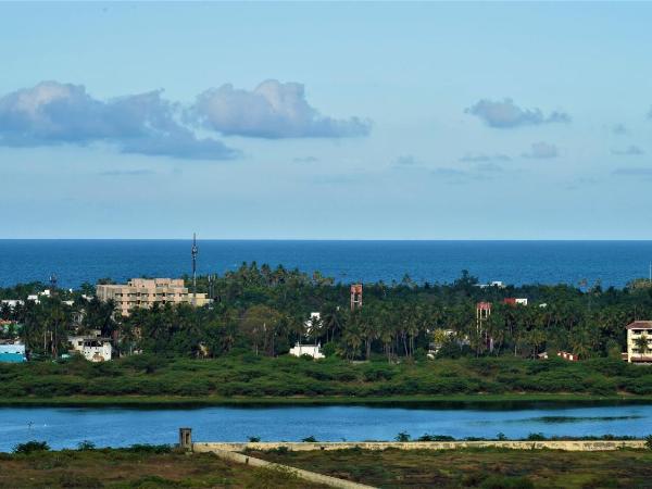 Novotel Chennai Sipcot : photo 2 de la chambre executive room king bed with additional privileges