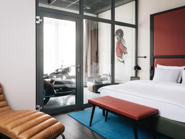 AMERON München Motorworld : photo 6 de la chambre studio moto