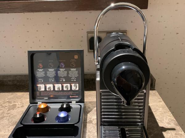 Shangri-La Tanjung Aru, Kota Kinabalu : photo 3 de la chambre suite deluxe kinabalu avec vue sur mer