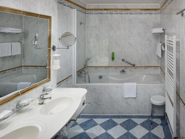 Ensana Hotel Pacifik : photo 7 de la chambre suite with wellness and fitness access