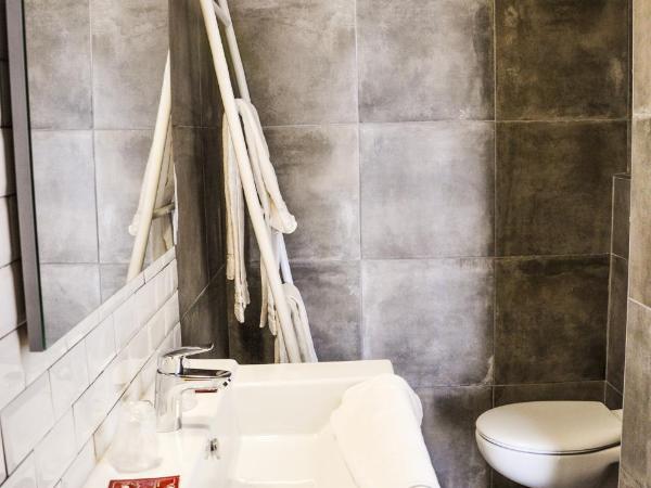 Hôtel les Arbousiers : photo 6 de la chambre chambre double Économique