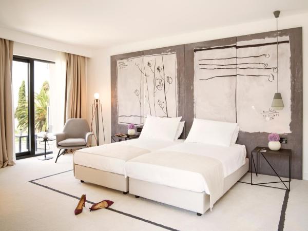 Hotel Kompas : photo 1 de la chambre chambre double premium avec balcon - vue sur mer