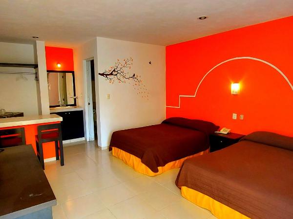 Hotel El Marques : photo 6 de la chambre chambre double supérieure avec deux lits doubles