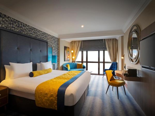 Leonardo Royal Hotel London City - Tower of London : photo 1 de la chambre chambre exécutive avec lit king-size