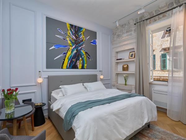 Bota Palace : photo 8 de la chambre chambre lit king-size deluxe