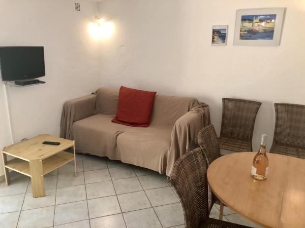 Villa Les Lieges de Palombaggia : photo 3 de la chambre bungalow - vue sur jardin