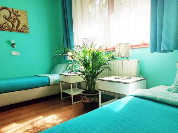 Shantee House : photo 4 de la chambre chambre double avec salle de bains privative