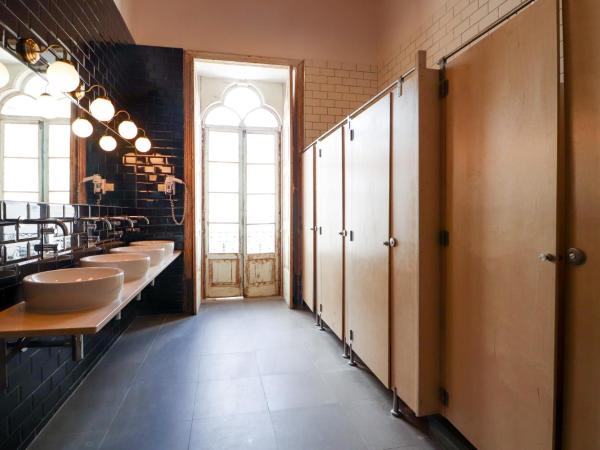 Tilia Hostel : photo 4 de la chambre lit dans dortoir mixte de 6 lits