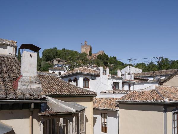 Hotel Boutique Puerta de las Granadas : photo 9 de la chambre hébergement premium avec jacuzzi - vue sur alhambra