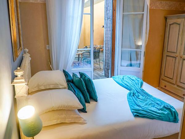 Hotel Relais Du Postillon : photo 1 de la chambre chambre double standard avec patio