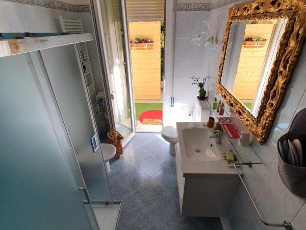 B&B Chez Elisabeth : photo 10 de la chambre chambre double deluxe avec lit d'appoint