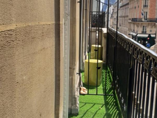 Elysées Union : photo 1 de la chambre chambre double avec balcon