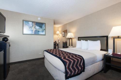 Carlton Inn Midway : photo 6 de la chambre room #284378919