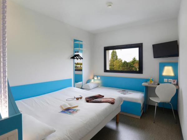 First Inn Hotel Blois : photo 3 de la chambre chambre triple