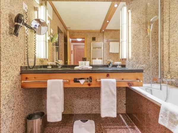 Grand Hotel Zermatterhof : photo 10 de la chambre chambre double supérieure classique