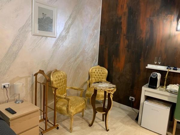 Gold House : photo 2 de la chambre chambre de luxe double ou lits jumeaux avec baignoire spa
