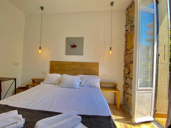 Mirandoalaconcha Rooms : photo 9 de la chambre studio 6 zuberoa - vue latérale sur plage