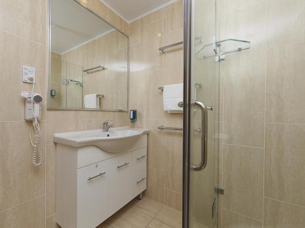 ibis Styles Canberra : photo 6 de la chambre chambre standard lit queen-size