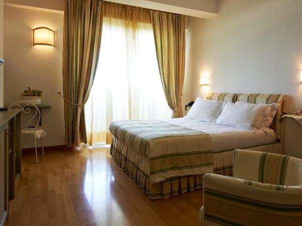 Hotel Villa Poseidon & Events : photo 6 de la chambre suite junior - vue sur mer