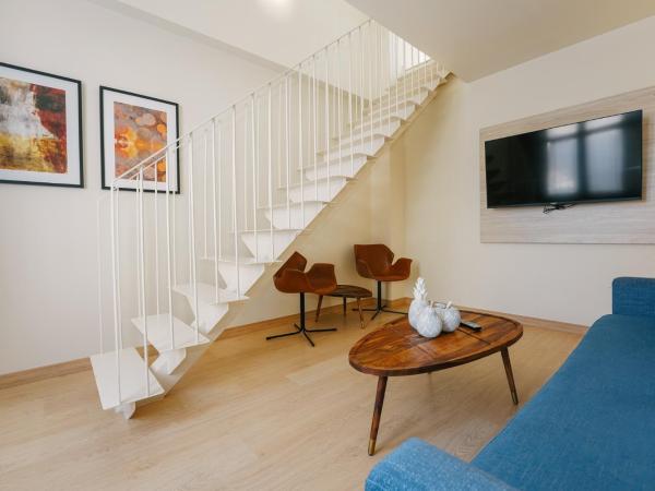 Debambú Atarazanas : photo 3 de la chambre appartement en duplex