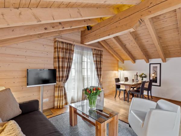 Grand Hotel Zermatterhof : photo 3 de la chambre suite chalet avec balcon