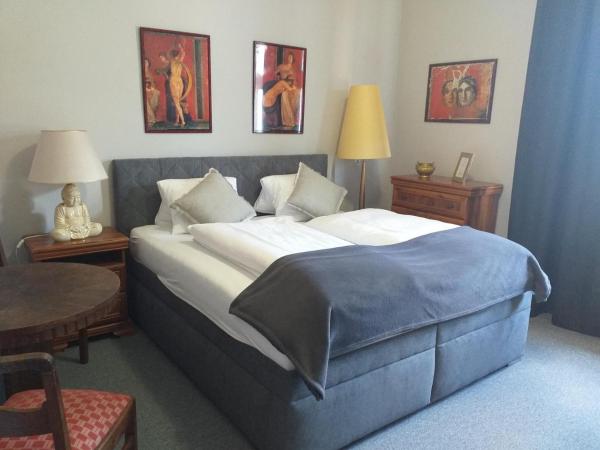 Pension Rainbow*** : photo 1 de la chambre chambre double