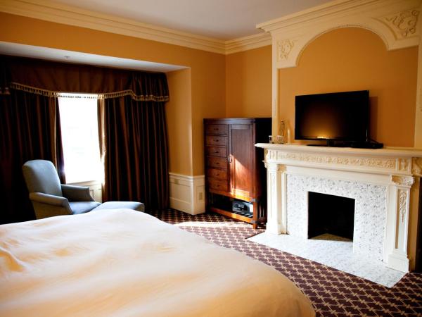 Mansions on Fifth : photo 3 de la chambre chambre lit king-size supérieure - annexe