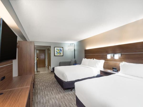 Holiday Inn Express Hotel & Suites Louisville East, an IHG Hotel : photo 3 de la chambre chambre standard avec 2 lits queen-size