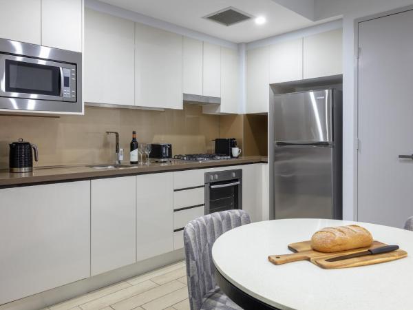 Meriton Suites North Ryde : photo 4 de la chambre one bedroom modern suite