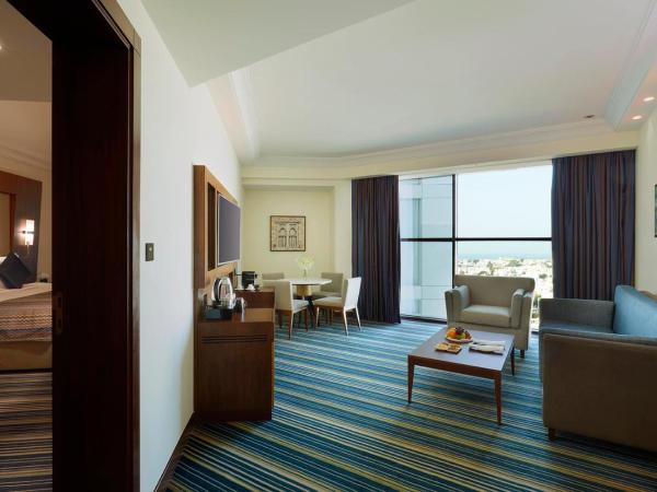 Royal Tulip Muscat : photo 1 de la chambre suite exécutive