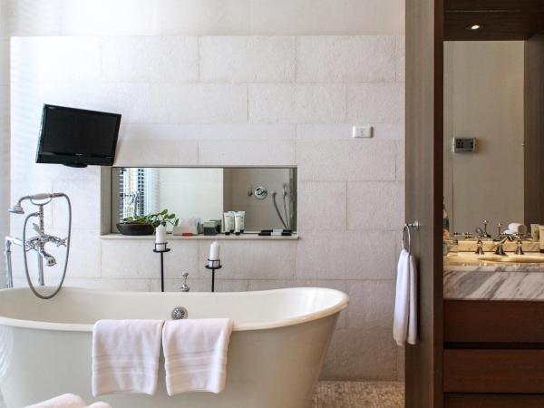 Grand Hyatt Erawan Bangkok : photo 5 de la chambre villa avec lit king-size