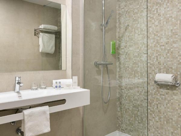 Best Western Hotel Mediterranee Menton : photo 8 de la chambre chambre double privilège