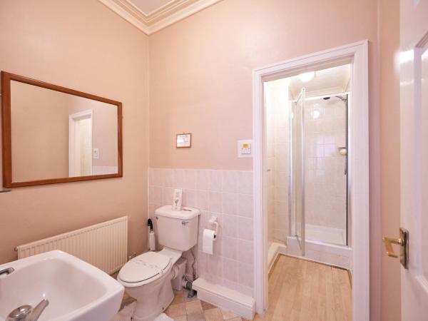 The Wilton International : photo 7 de la chambre chambre double avec salle de bains privative