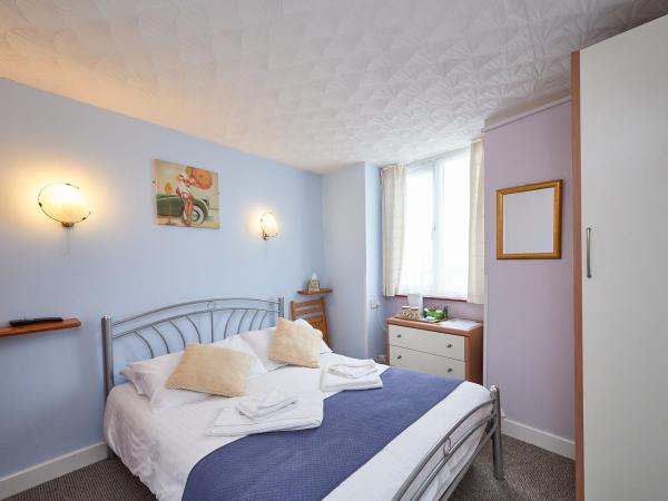 The Wilton International : photo 7 de la chambre chambre double avec salle de bains privative