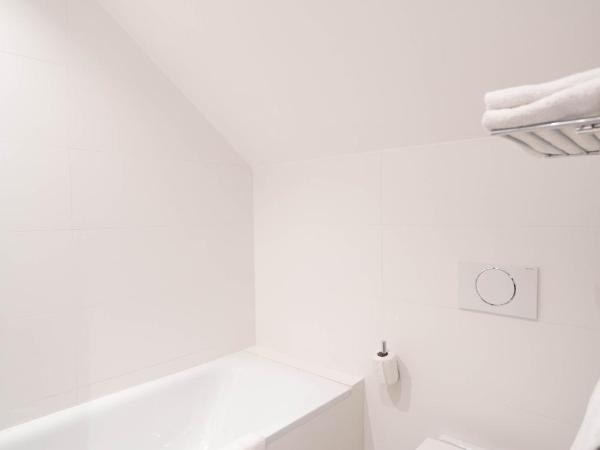 Hotel du Théâtre : photo 5 de la chambre chambre double Économique